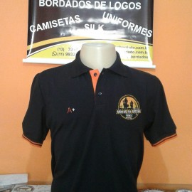 Camisa Polo com bordado